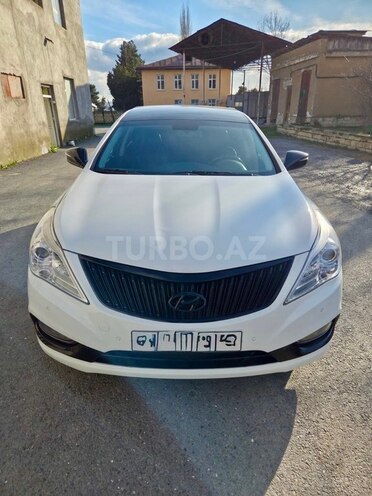 Hyundai Grandeur-1