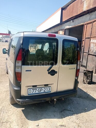Fiat Doblo-4