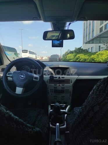Opel Astra-2