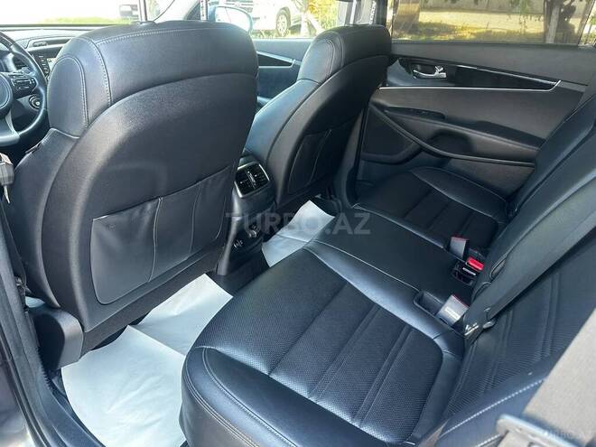 Kia Sorento-3