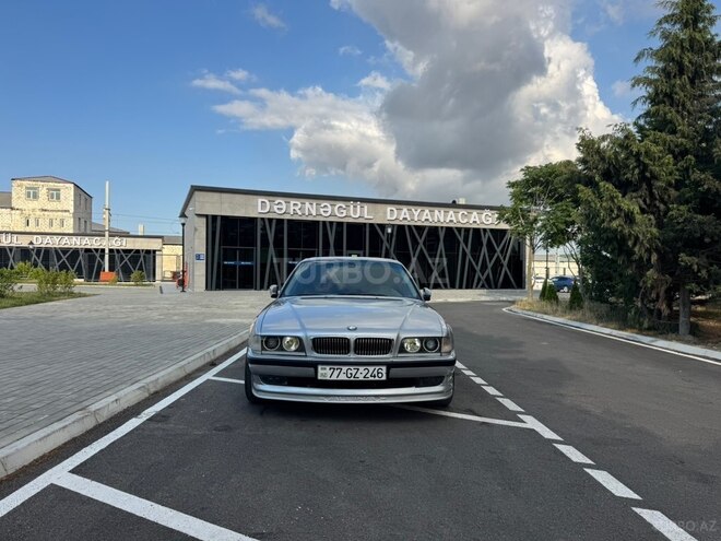 BMW 728-4