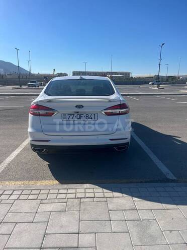 Ford Fusion (North America)-4