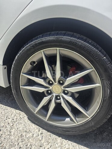 Hyundai Sonata-7