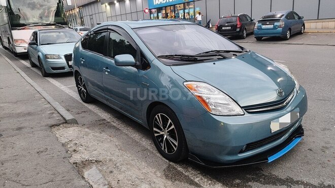 Toyota Prius-3