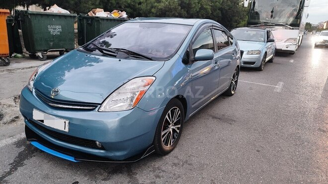 Toyota Prius-1