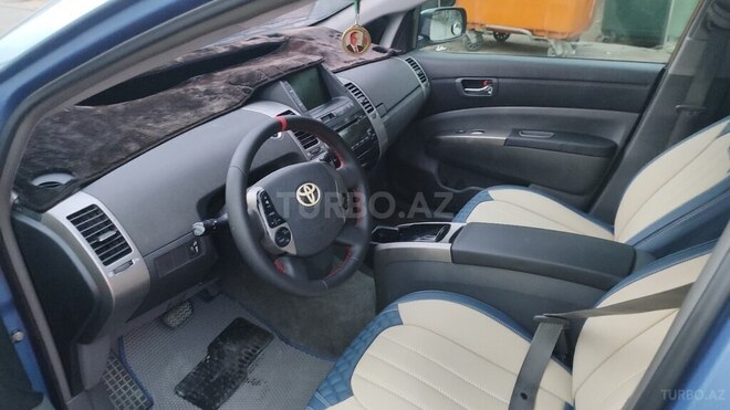 Toyota Prius-6