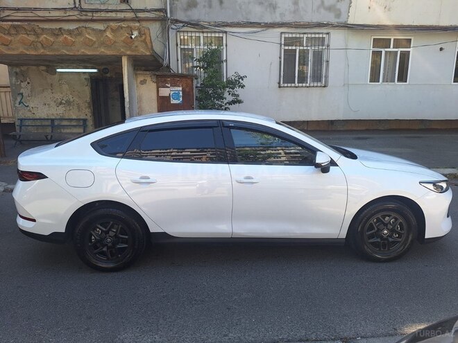 BYD Qin Plus-8