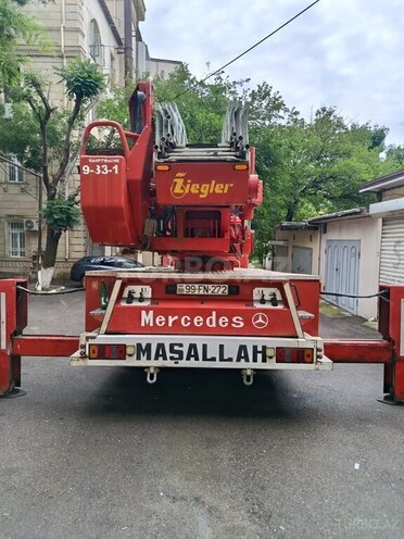 Mercedes 1320-2