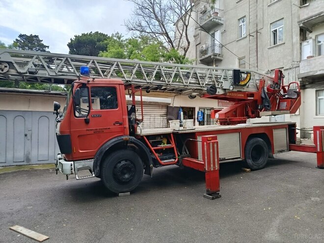 Mercedes 1320-5