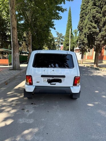 LADA (VAZ) Niva-4