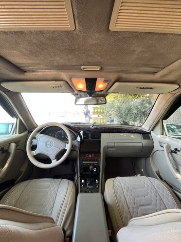 Mercedes C 230-3