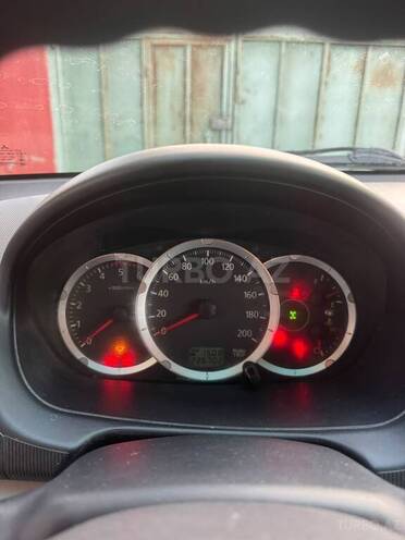Mitsubishi L200-5