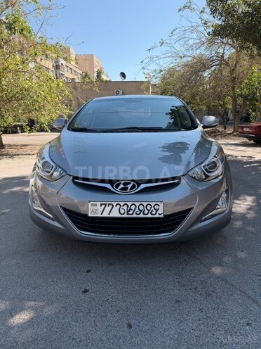 Hyundai Avante-3