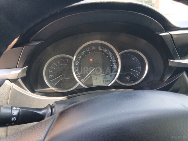Toyota Corolla-9