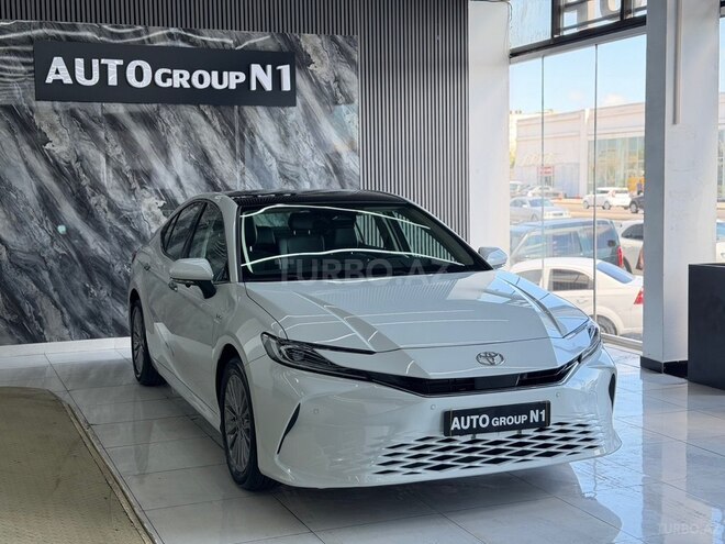 Toyota Camry-3
