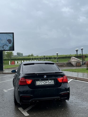 BMW 320-3