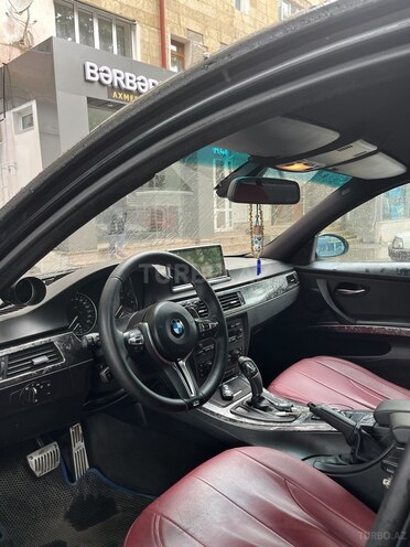 BMW 320-17