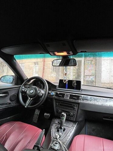 BMW 320-12