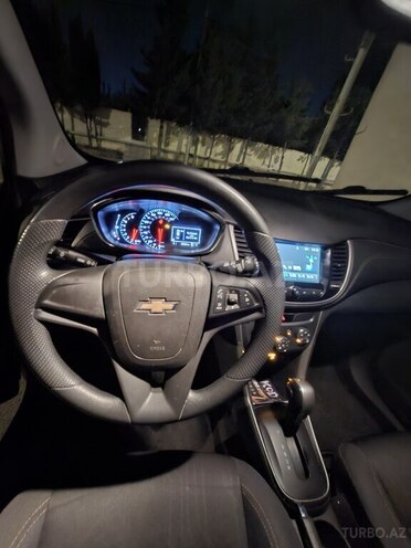 Chevrolet Trax-3
