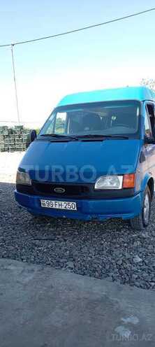 Ford Transit-3