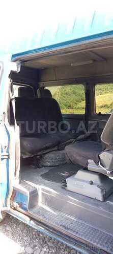 Ford Transit-10