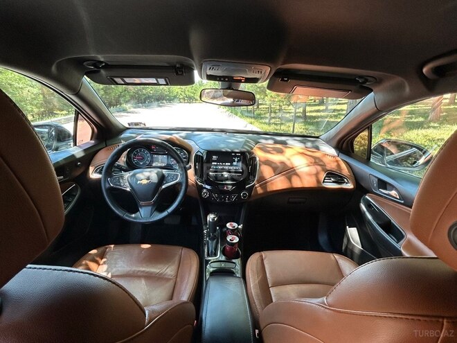 Chevrolet Cruze-7