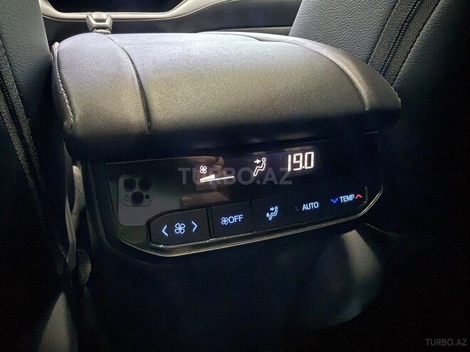 Toyota Highlander-16