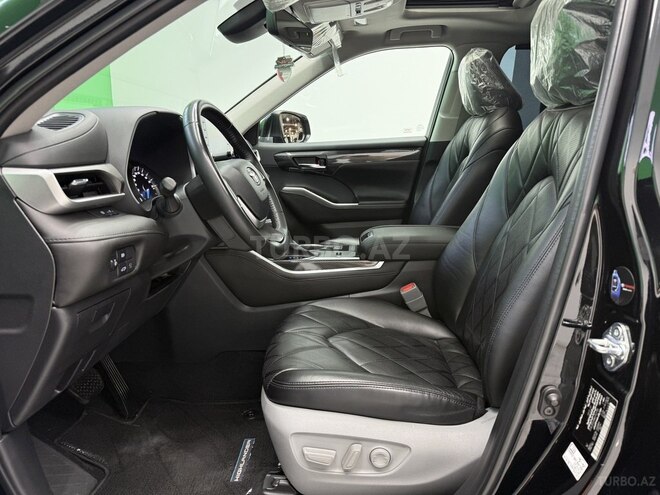 Toyota Highlander-7