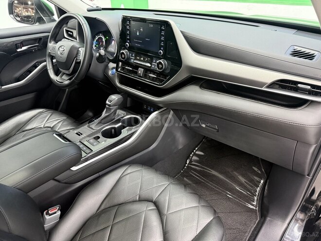 Toyota Highlander-11