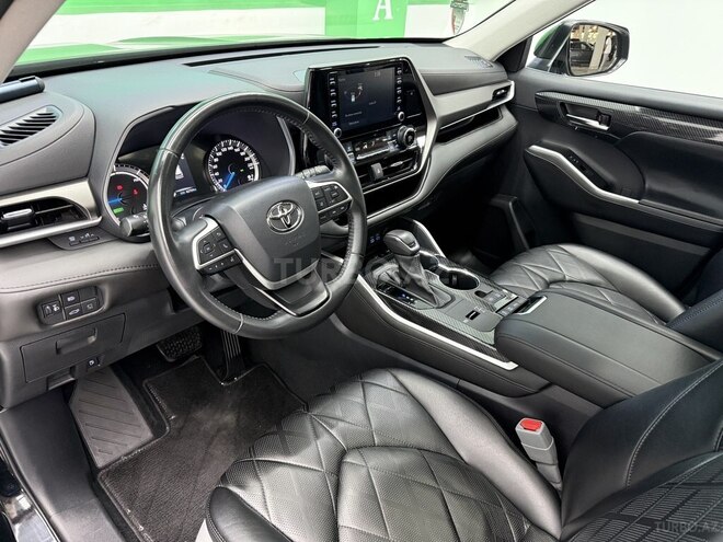 Toyota Highlander-8