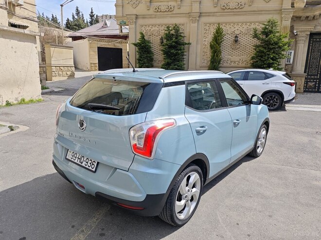 Ssang Yong Tivoli-12