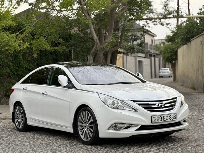 Hyundai Sonata-2