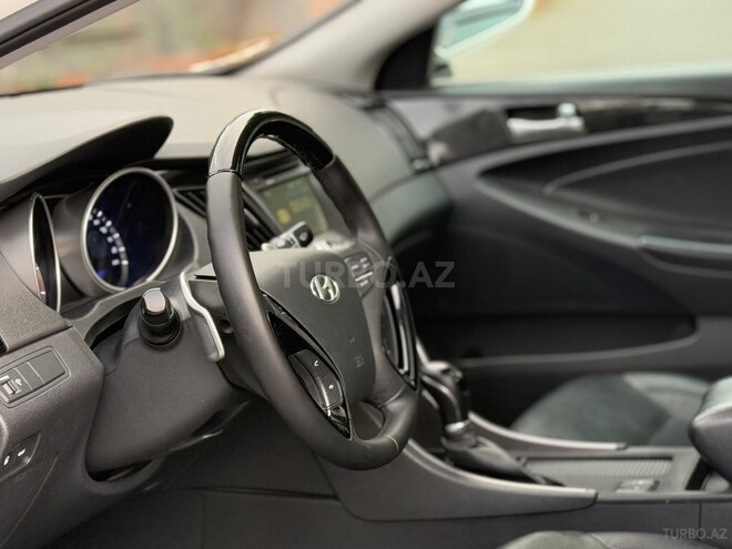 Hyundai Sonata-10