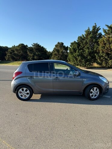 Hyundai i20-9