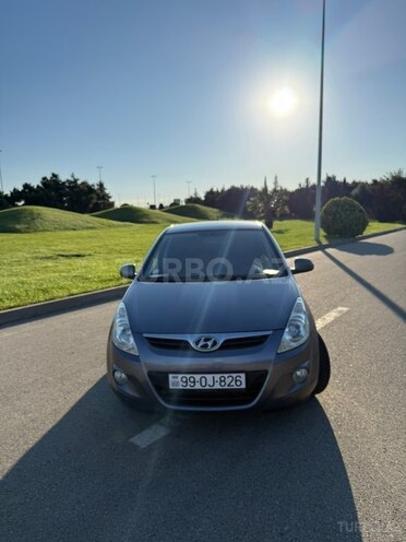 Hyundai i20-3