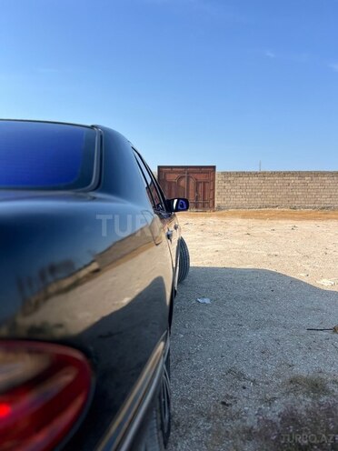 Mercedes E 320-3