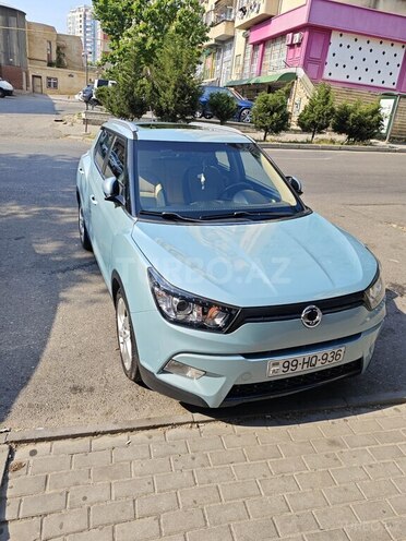Ssang Yong Tivoli-17