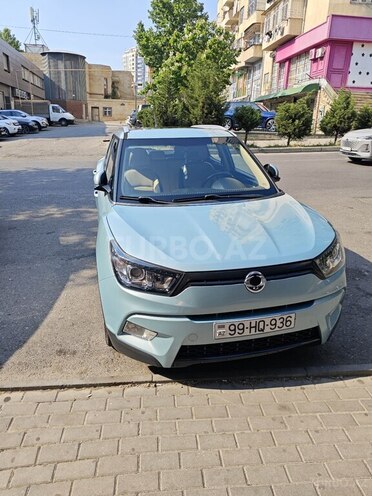 Ssang Yong Tivoli-16
