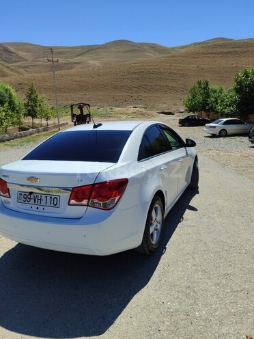Chevrolet Cruze-6