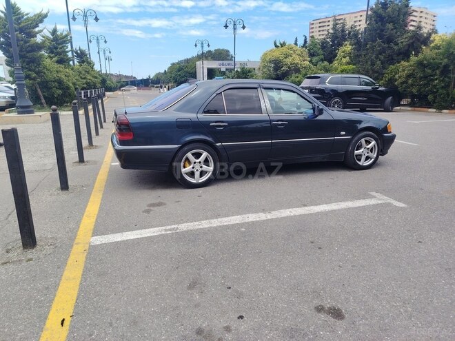 Mercedes C 180-4