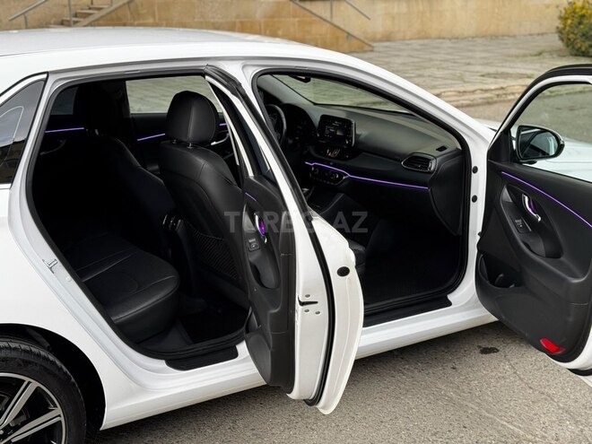 Hyundai i30-6