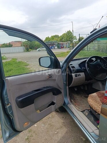 Mitsubishi L200-14