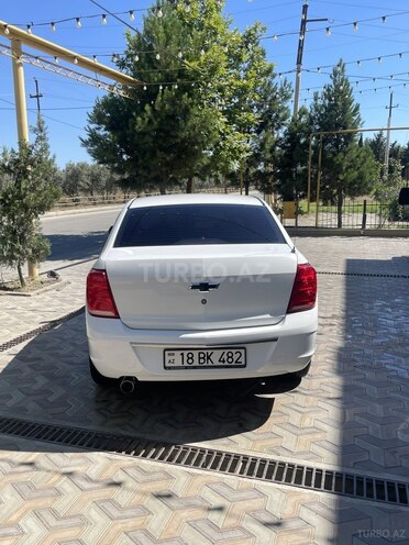 Chevrolet Cobalt-6