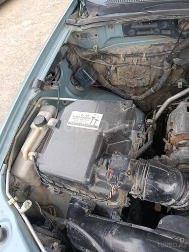 Mitsubishi L200-9