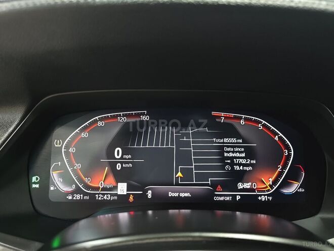 BMW X7-9