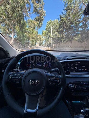 Kia Sorento-7