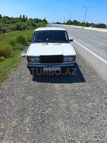 LADA (VAZ) 2107-1