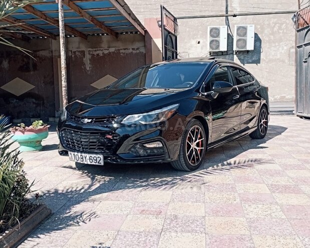 Chevrolet Cruze-1