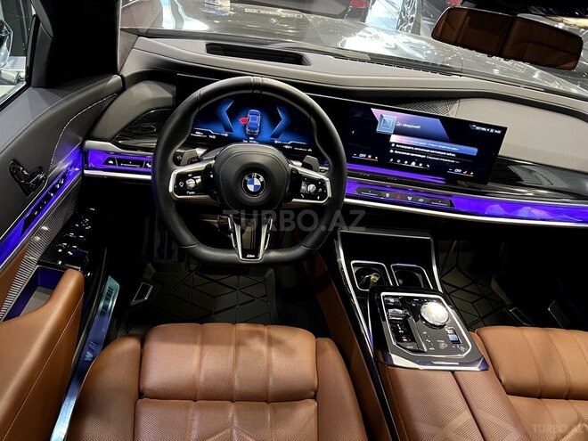 BMW 740-19