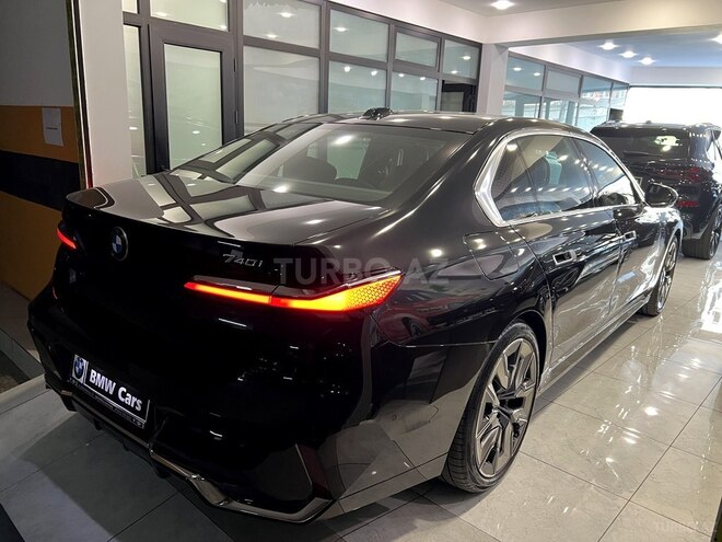 BMW 740-11